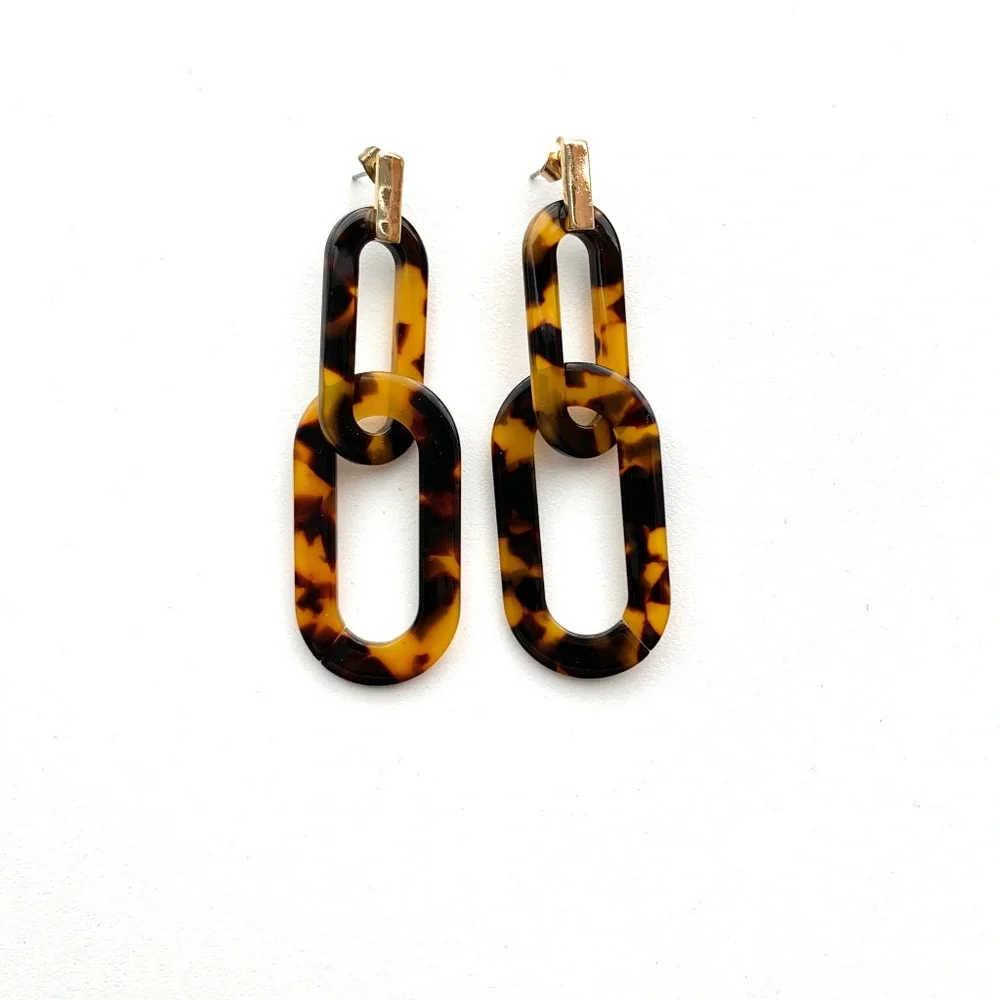 Mud Pie Chain Link Tortoiseshell Earrings